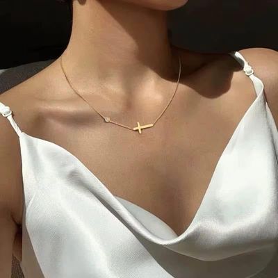 Cross necklace 468656531