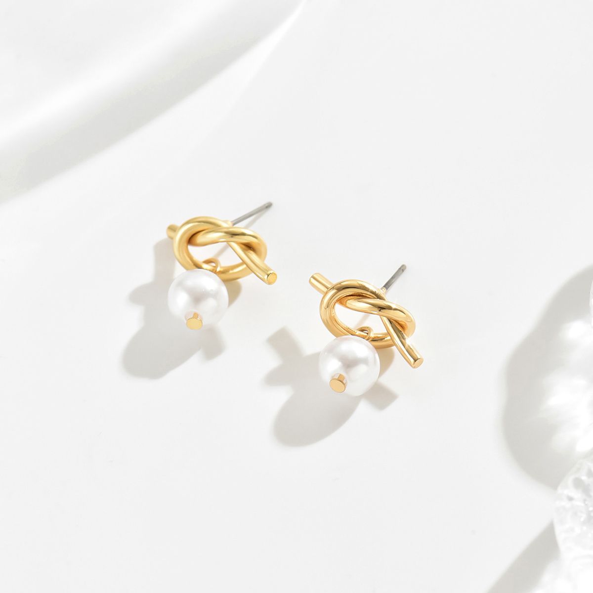 Lxalry Liquid Gold Knot & Pearl Stud Earrings 468656131